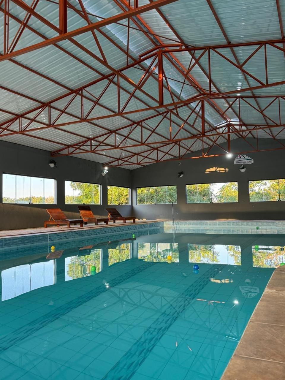 Hotel Paraiso Dos Alpes Sao Pedro  Bagian luar foto